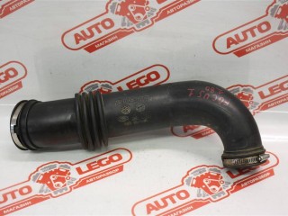 Патрубок воздушного фильтра Ford Focus 1998-2001