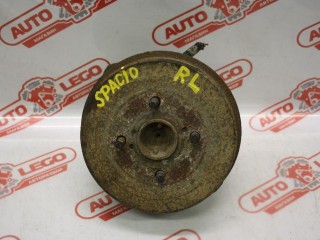 кулак задний левый Toyota Corolla Spacio 1997-1999, передний привод, 4245012030