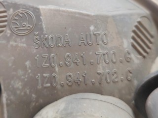 фара противотуманная правая, ориг. номер 1Z0.941.700, Skoda Octavia 2 (A5) 2004-2009