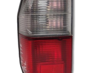 фонарь задний Nissan Vanette SK