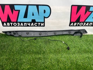 датчик закрытия крышки багажника левый, ориг. номер 1056299-00-C, Tesla Model X 1 поколение 2015-2021