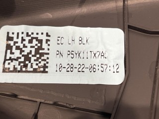 заглушка в торпедо левая, ориг. номер 5YK11TX7AC, RAM 1500 5 поколение 2018-2024