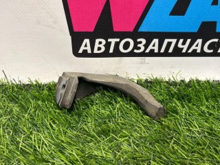 кронштейн (крепление) правый, Mini Clubman 2 поколение 2015-2019