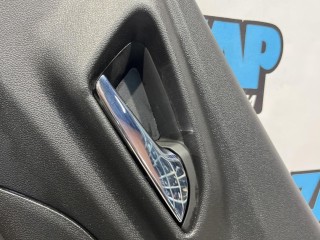 обшивка двери задней правой, ориг. номер 42809102, Chevrolet Trax 2 поколение 2023-2026
