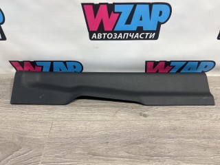 накладка внутренняя на порог, ориг. номер FR3B6313200AFW, Ford Mustang 6 поколение S550 [рестайлинг] 2017-2026