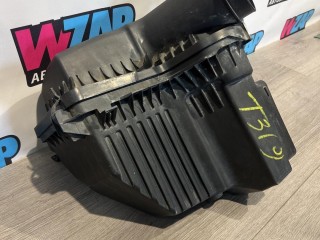 корпус воздушногo фильтра, ориг. номер FR3C9A612AD, FR3C9643AE, JR3C9600AC, Ford Mustang 6 поколение S550 [рестайлинг] 2017-2026