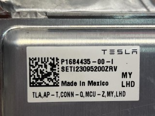 компьютер бортовой, ориг. номер P168443500I, Tesla Model Y 1 поколение 2020-2026