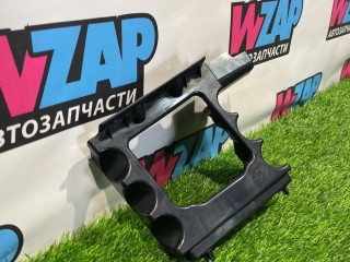 кронштейн крепления бампера заднего правый, ориг. номер FR3B17E850AD, Ford Mustang 6 поколение S550 [рестайлинг] 2017-2026