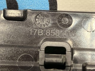 декоративная накладка торпедо, ориг. номер 17B858416, Volkswagen Jetta 7 поколение 2018-2022