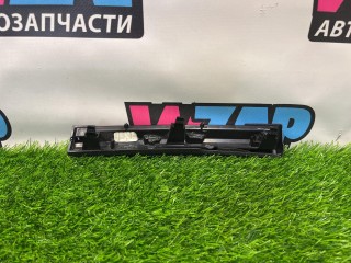 декоративная накладка торпедо, ориг. номер 17B858415, Volkswagen Jetta 7 поколение 2018-2022