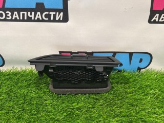 дефлектор обдува салона правый, ориг. номер 17B819704, Volkswagen Jetta 7 поколение 2018-2022