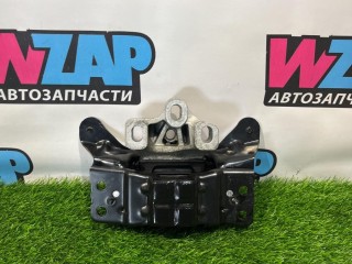 подушка крепления двигателя, ориг. номер 5QM199555, Volkswagen Jetta 7 поколение 2018-2022