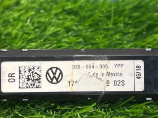 усилитель антенны, ориг. номер 17A035577E, Volkswagen Jetta 7 поколение 2018-2022