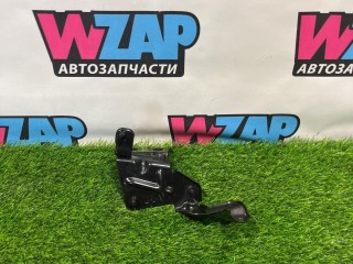 кронштейн блока ABS, ориг. номер 5Q1614235E, Volkswagen Jetta 7 поколение 2018-2022