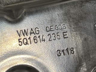 кронштейн блока ABS, ориг. номер 5Q1614235E, Volkswagen Jetta 7 поколение 2018-2022
