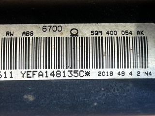 амортизатор передний правый, ориг. номер 5QM413031AA, 5QM400054AK, Volkswagen Jetta 7 поколение 2018-2022