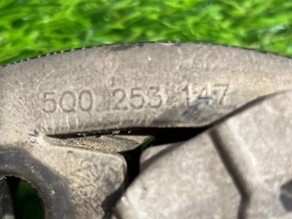 кронштейн глушителя, ориг. номер 5Q0253147, Volkswagen Jetta 7 поколение 2018-2022