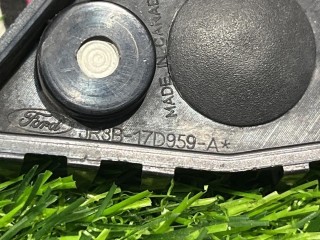 кронштейн крепления бампера переднего левый, ориг. номер JR3B-17D959-A, Ford Mustang 6 поколение S550 [рестайлинг] 2017-2026