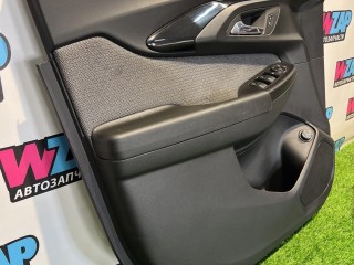 обшивка двери передней левой, ориг. номер 42800708, Chevrolet TrailBlazer 3 поколение [рестайлинг] 2023-2026