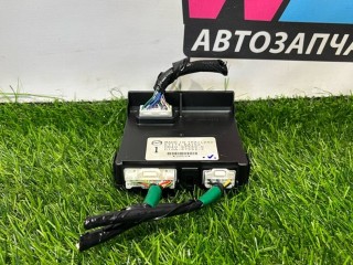 блок комфорта, ориг. номер D10A-67562-F, Fiat 124