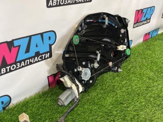 стеклоподъемник задний левый, ориг. номер FR3T-14A411-CD, Ford Mustang 6 поколение S550 [рестайлинг] 2017-2026