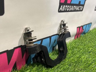 кронштейн насоса пневмоподвески, ориг. номер 1064674-00-B, Tesla Model S 1 поколение [рестайлинг] 2016-2021