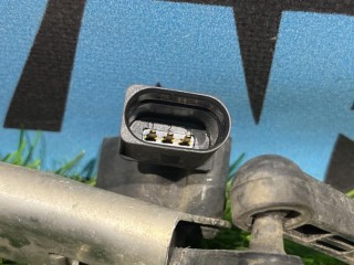 Датчик положения кузова прав., ориг. номер 1027946-00-A, Tesla Model S 1 поколение [рестайлинг] 2016-2021