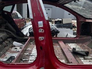 стойка кузова центральная правая, Tesla Model S 1 поколение [рестайлинг] 2016-2021