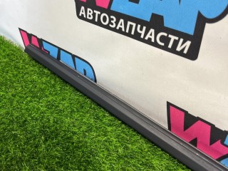 молдинг стекла двери задней левой, GMC Terrain 2 поколение 2017-2021