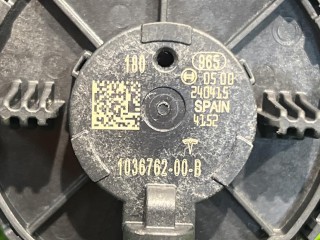 датчик удара в двери передний левый, ориг. номер 103676200B, Tesla Model 3 2 поколение 2024-2026