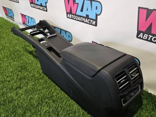 консоль салона, ориг. номер 3G2863525, Volkswagen Passat B8 2014-2021