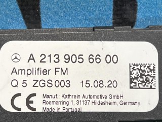 усилитель антенны, ориг. номер A2139056600, Mercedes-Benz GLA H247 2020-2023