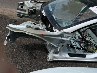 четверть передняя левая Tesla Model 3 2 поколение 2024-2026