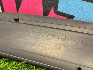 уплотнитель капота, ориг. номер 68343360AC, 68494312AB, Jeep Wagoneer 3 поколение 2021-2026