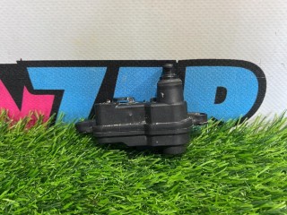 активатор замка крышки топливного бака, ориг. номер 8V0862159, Volkswagen Jetta 7 поколение 2018-2022