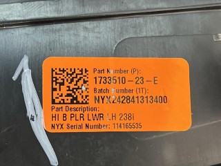 накладка внутренняя на порог задняя левая, ориг. номер 1733510-23-E, Tesla Model 3 2 поколение 2024-2026