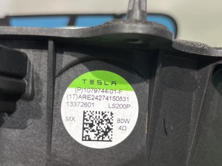 динамик двери, ориг. номер 1079744-01-F, Tesla Model 3 2 поколение 2024-2026