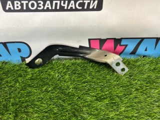 кронштейн крыла передний левый, ориг. номер 17A941057, Volkswagen Jetta 7 поколение 2018-2022