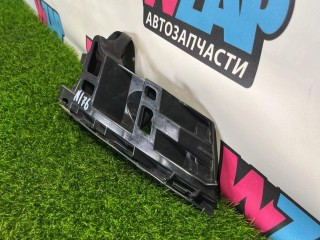 кронштейн крепления бампера заднего левый, ориг. номер 17A807453, Volkswagen Jetta 7 поколение 2018-2022