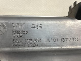 воздухозаборник, ориг. номер 5QM129254, Volkswagen Jetta 7 поколение 2018-2022