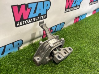 подушка крепления двигателя, ориг. номер 5Q0199262BN, Volkswagen Jetta 7 поколение 2018-2022