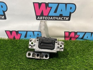 подушка крепления двигателя, ориг. номер 5Q0199262BN, Volkswagen Jetta 7 поколение 2018-2022