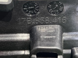 декоративная накладка торпедо, ориг. номер 17B858416, Volkswagen Jetta 7 поколение 2018-2022