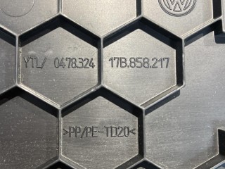заглушка в торпедо левая, ориг. номер 17B858217, Volkswagen Jetta 7 поколение 2018-2022