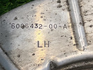 Кожух защитный тормозного диска, ориг. номер 600643200A, Tesla Model S 1 поколение [рестайлинг] 2016-2021