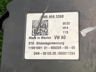 модуль управления сиденьем, ориг. номер 4M0959339B, Volkswagen Jetta 7 поколение 2018-2022