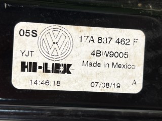стеклоподъемник передний правый, ориг. номер 17A837462F, Volkswagen Jetta 7 поколение 2018-2022