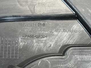 панель внутренняя двери передней правой, ориг. номер 176919301B, Tesla Model 3 2 поколение 2024-2026