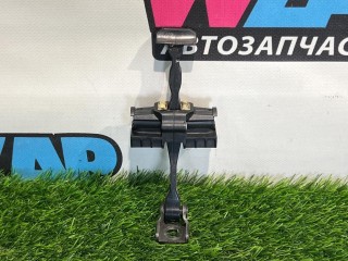ограничитель открывания двери передней левой, ориг. номер 17A837249B, Volkswagen Jetta 7 поколение 2018-2022