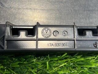 молдинг двери передней левой, ориг. номер 17A837901, Volkswagen Jetta 7 поколение 2018-2022